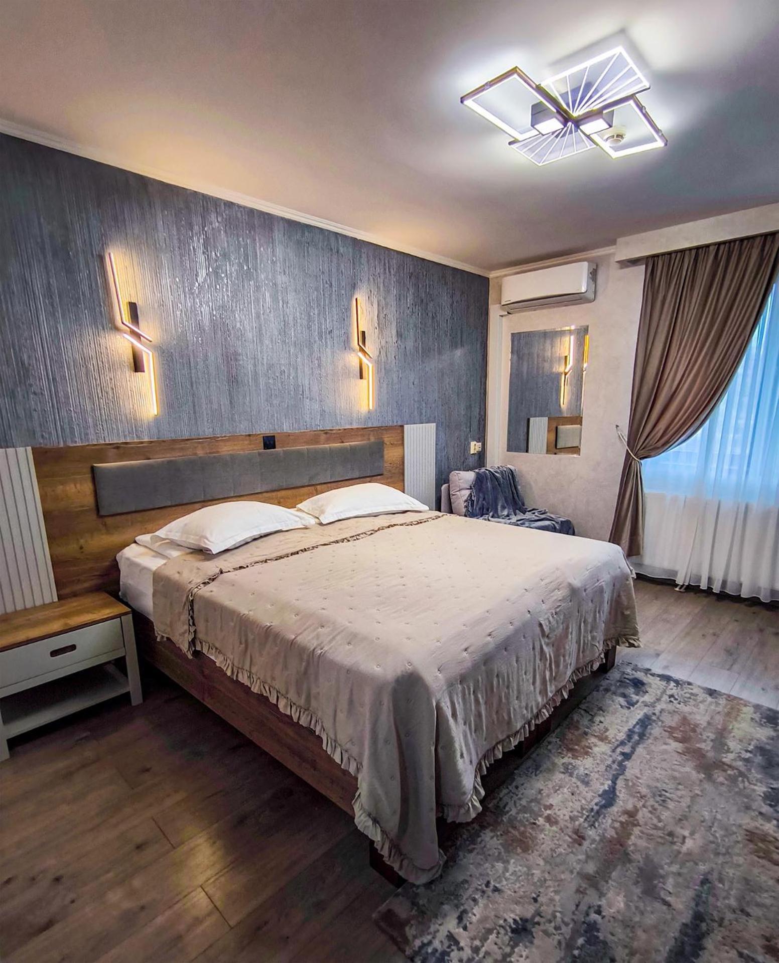 Hotel Dorobanti ヤシ エクステリア 写真