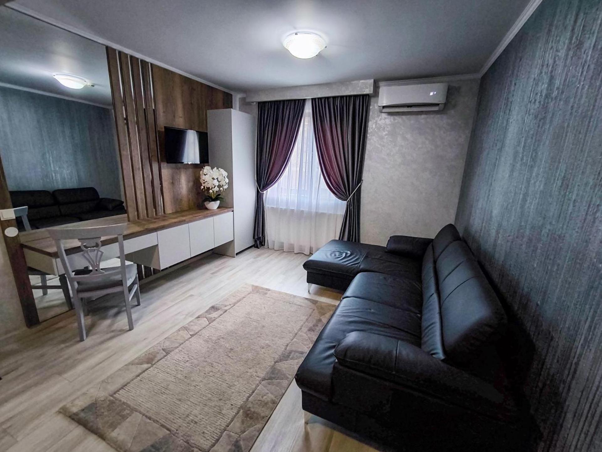 Hotel Dorobanti ヤシ エクステリア 写真