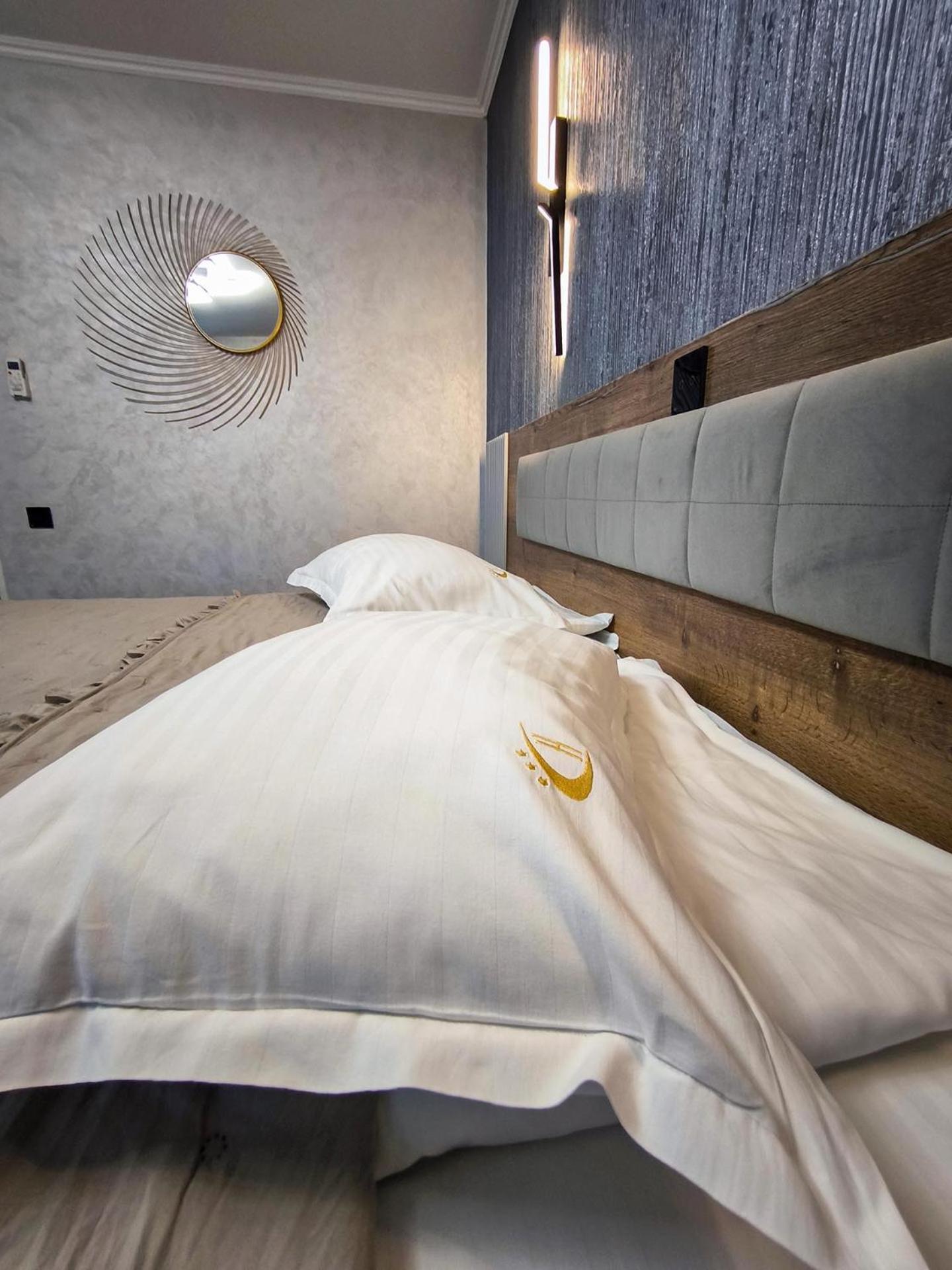 Hotel Dorobanti ヤシ エクステリア 写真